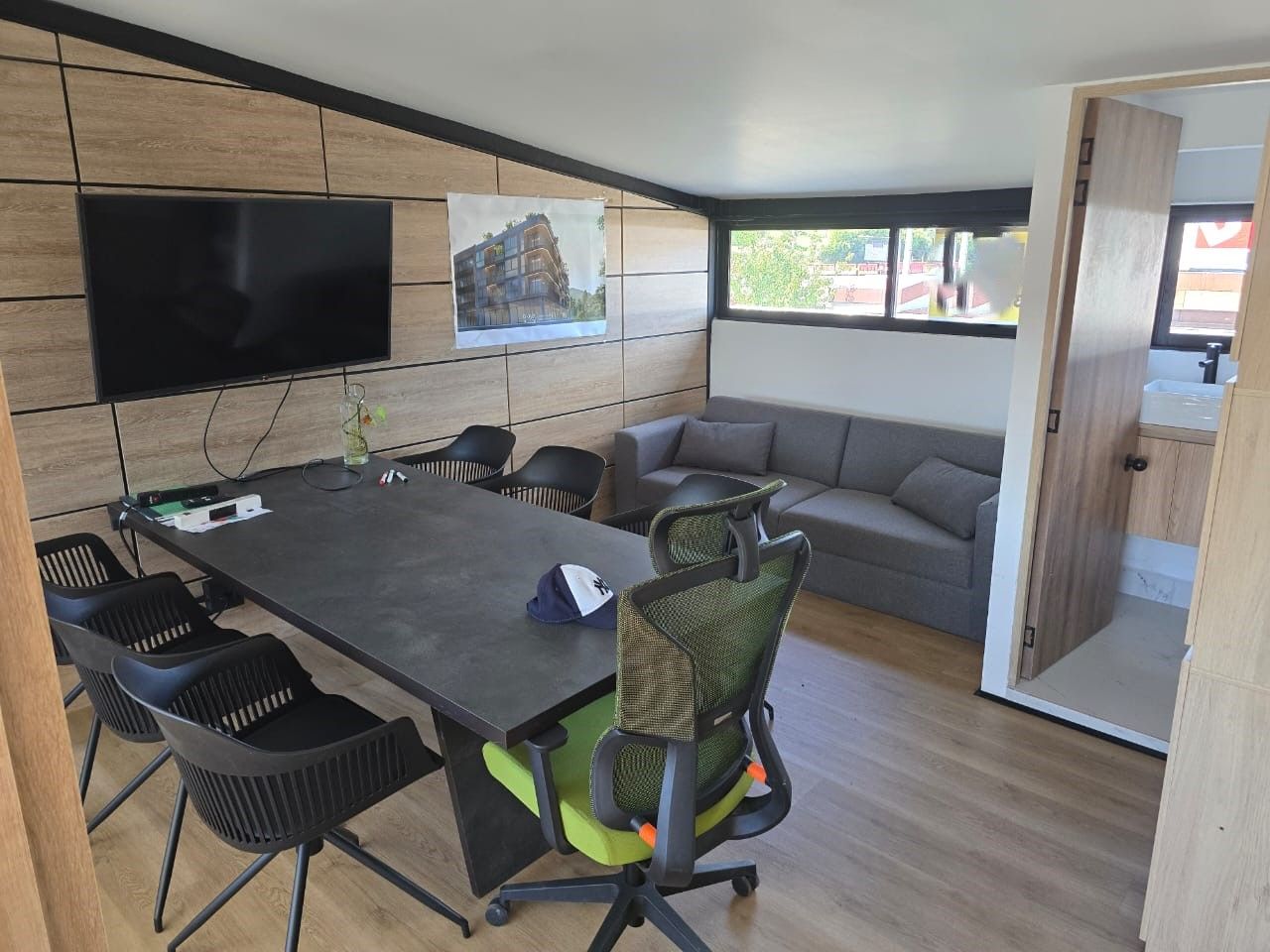 Oficina en arriendo Antioquia La Ceja Centro 40 m2 Habitaciones 0 Baños 1 Garajes 0 Precio $2500000