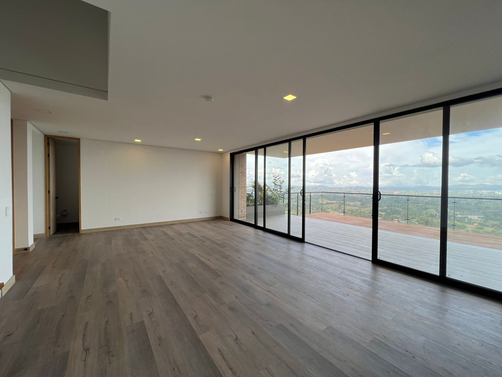 Casa en venta Antioquia Rionegro Ub Pietra Santa Et Iv 328 m2 Habitaciones 3 Baños 4 Garajes 2 Precio $3050000000