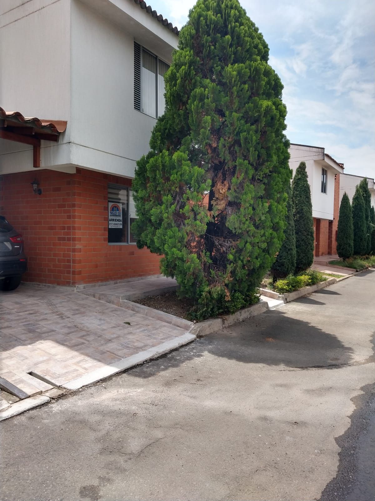 Casa en arriendo Valle Del Cauca Jamundí Llanuras De Castillo 183 m2 Habitaciones 4 Baños 4 Garajes 2 Precio $2200000