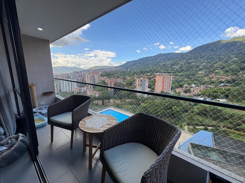 Apartamento en venta Antioquia Envigado Vientos De La Colina 79 m2 Habitaciones 2 Baños 3 Garajes 1 Precio $780000000