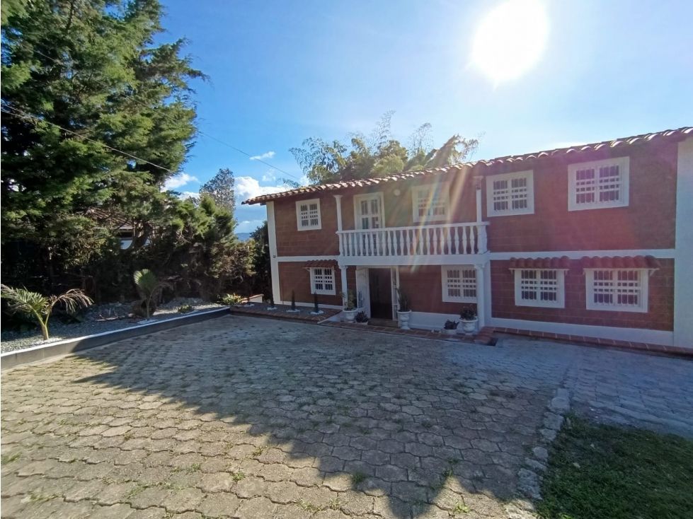 Casa Campestre en arriendo Antioquia Rionegro Rionegro 250 m2 Habitaciones 4 Baños 5 Garajes 0 Precio $6000000