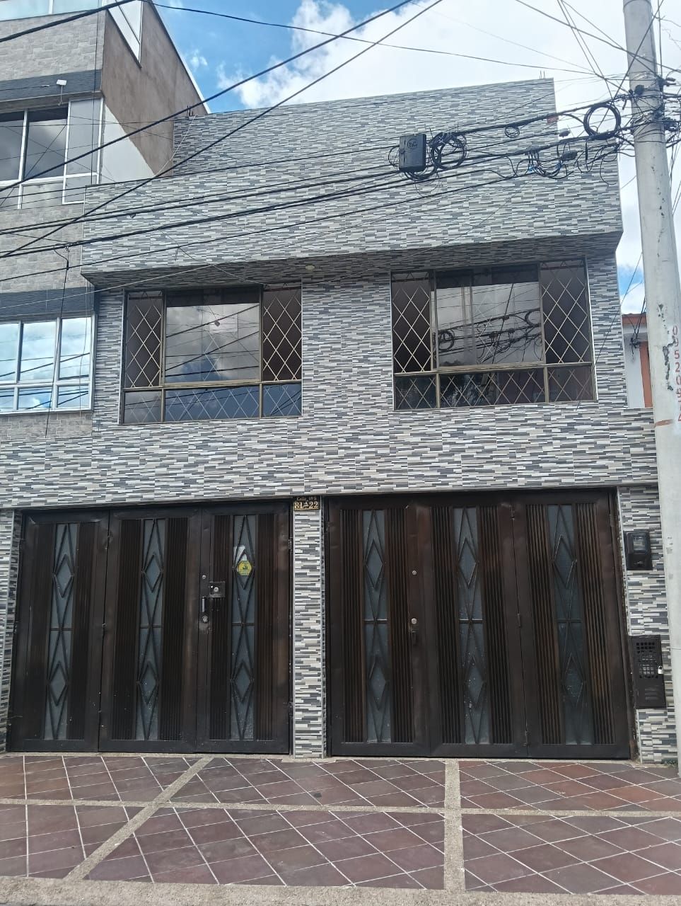 Casa en venta Cundinamarca Bogotá Santa Helenita 525 m2 Habitaciones 9 Baños 6 Garajes 2 Precio $1300000000