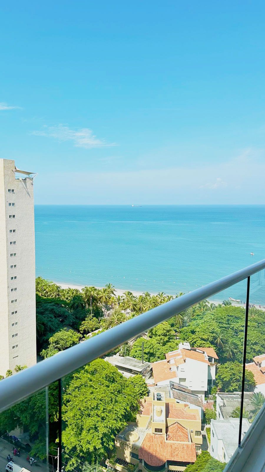 Apartamento en venta Magdalena Santa Marta Bello Horizonte 187 m2 Habitaciones 3 Baños 4 Garajes 2 Precio $1580000000