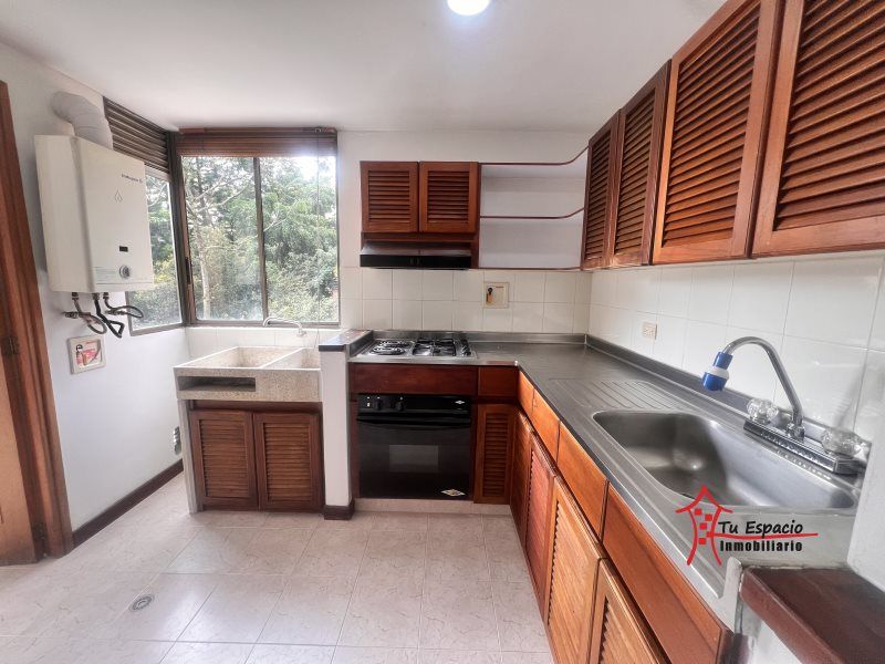 Apartamento en arriendo Antioquia Medellín Los Naranjos 80 m2 Habitaciones 3 Baños 3 Garajes 0 Precio $3500000
