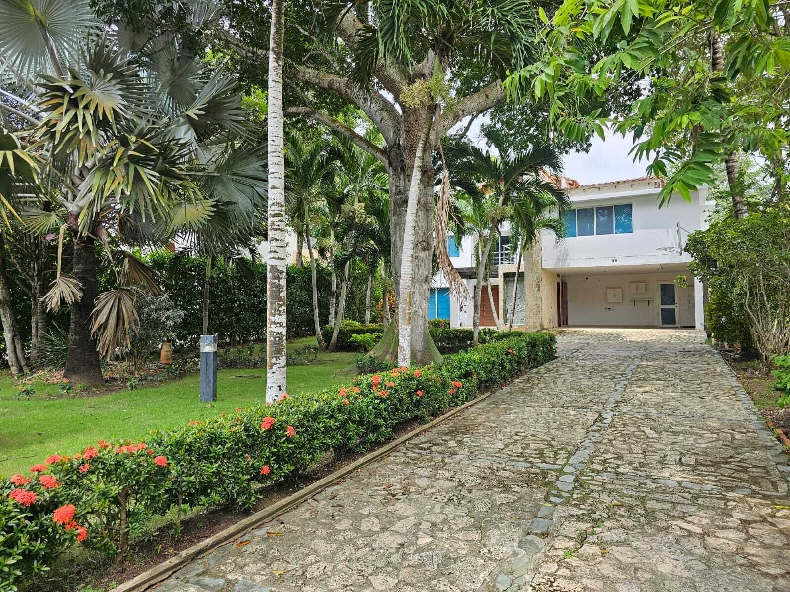 Casa en arriendo o venta Bolívar Cartagena Cartagena 485 m2 Habitaciones 4 Baños 4 Garajes 2 Precio venta $2147483647 Precio arriendo $12000000