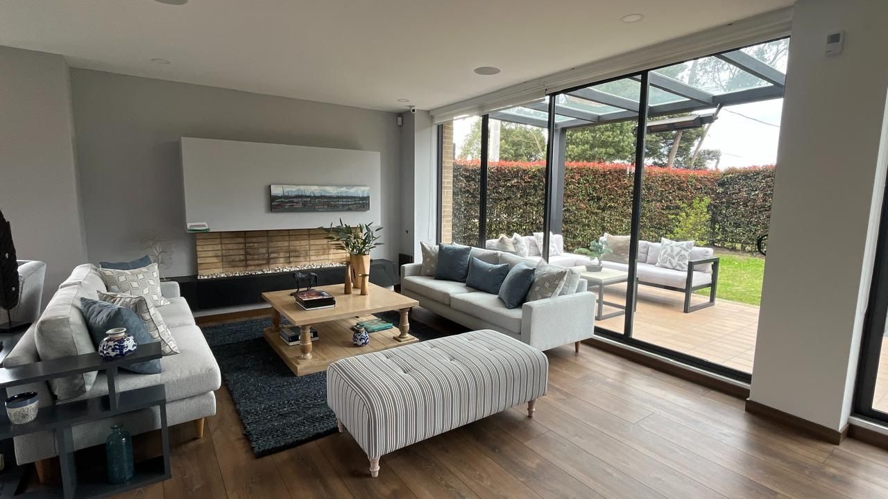 Casa en venta Cundinamarca Zipaquirá Zipaquira 224 m2 Habitaciones 3 Baños 4 Garajes 4 Precio $1752000000