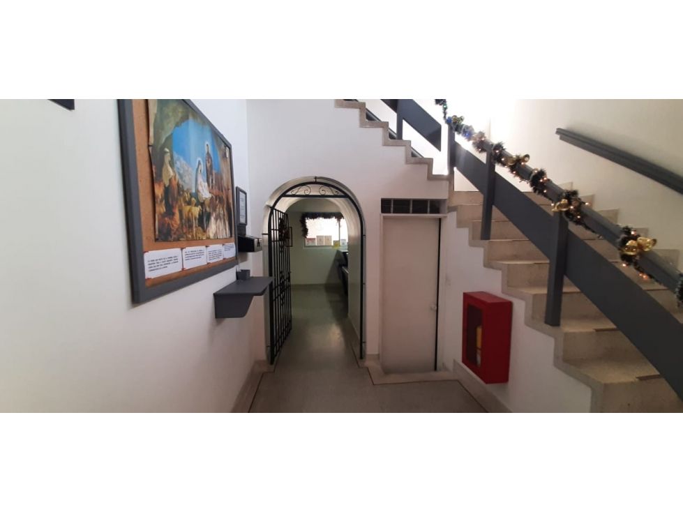 Edificio en venta Valle Del Cauca Cali Cristóbal Colón 444 m2 Habitaciones 16 Baños 10 Garajes 2 Precio $1700000000