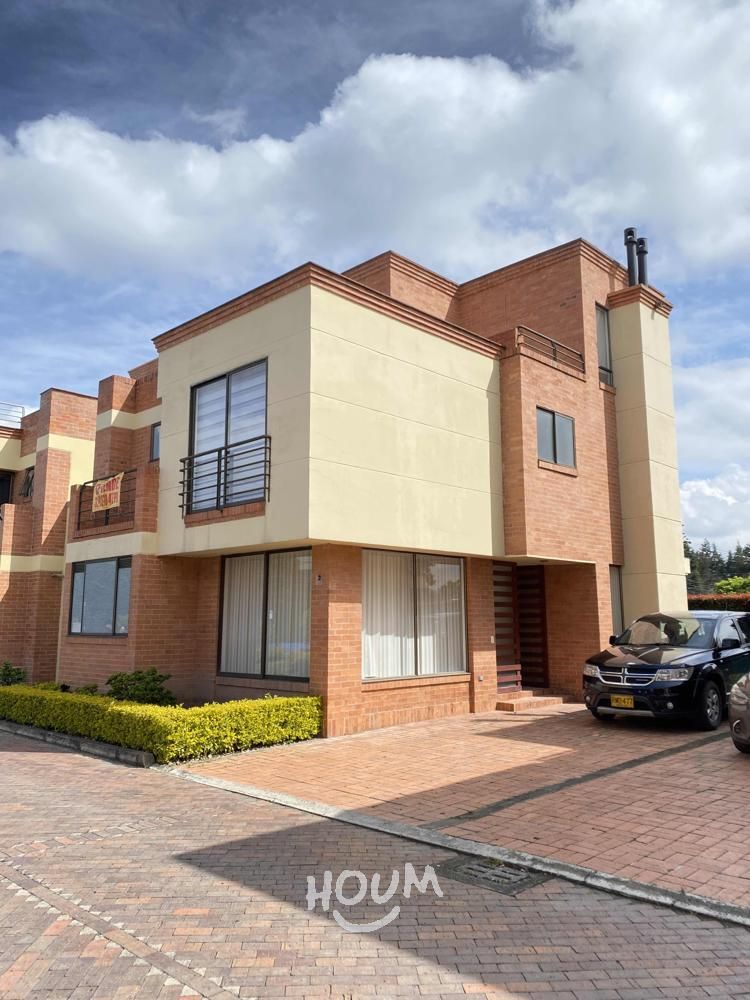 Casa en venta Cundinamarca Chía Cr Babuyes 181 m2 Habitaciones 4 Baños 5 Garajes 2 Precio $790000000