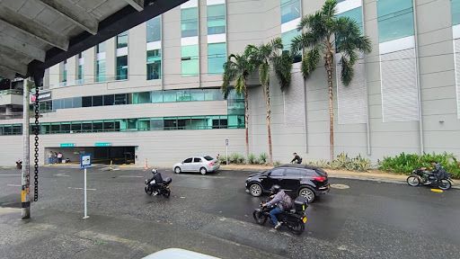 Local en arriendo Antioquia Medellín Las Lomas No1 150 m2 Habitaciones 0 Baños 2 Garajes 2 Precio $7500000