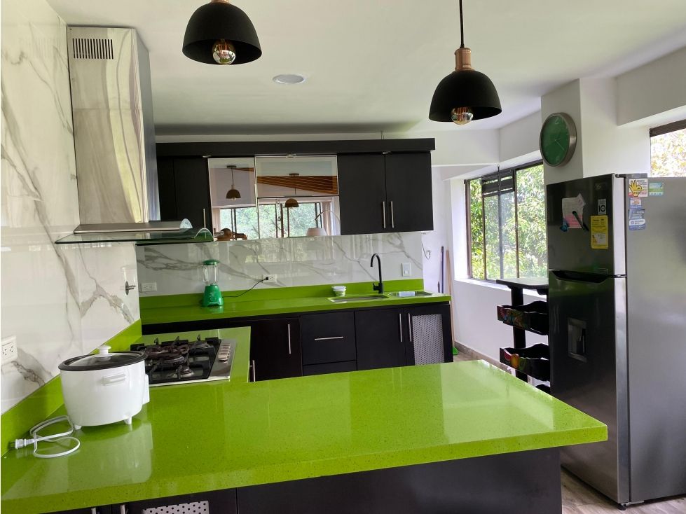 Apartamento en venta Antioquia Medellín Los Conquistadores 103 m2 Habitaciones 3 Baños 2 Garajes 1 Precio $630000000