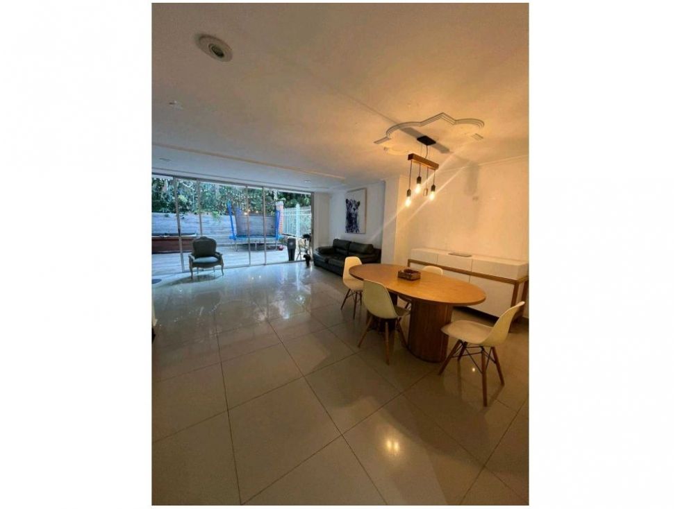 Casa en venta Antioquia Medellín Castropol 246 m2 Habitaciones 5 Baños 5 Garajes 2 Precio $1050000000