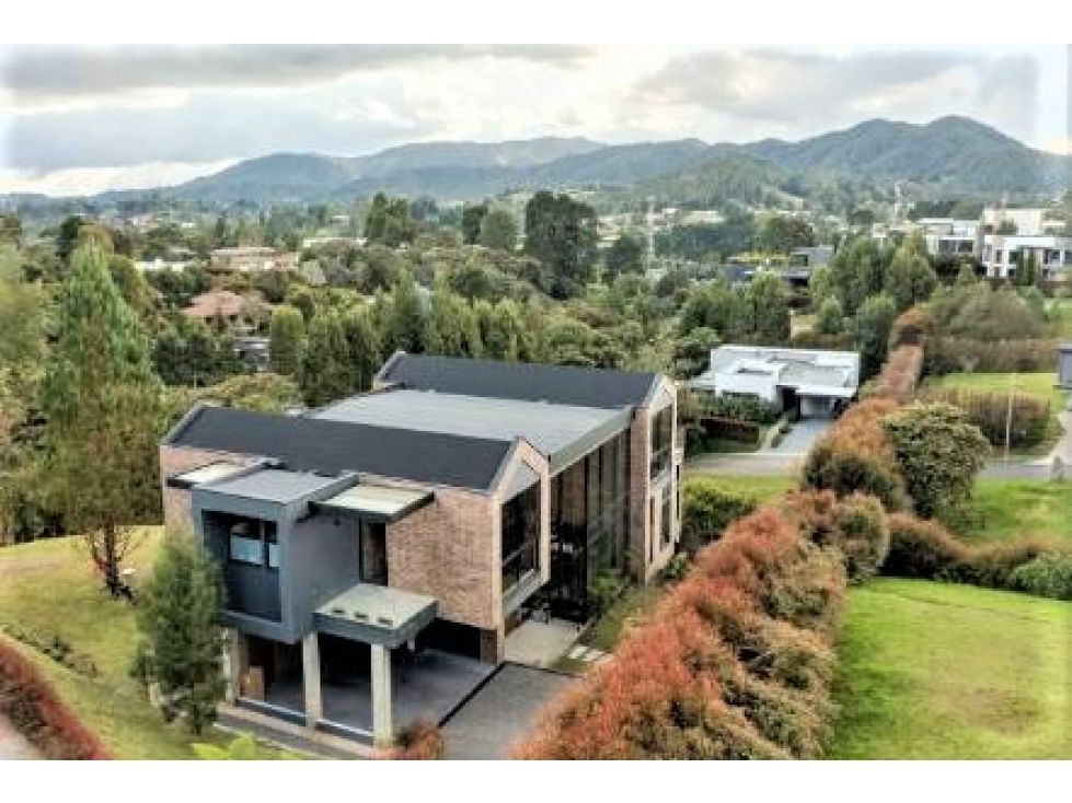 Casa Campestre en venta Antioquia Envigado Envigado 450 m2 Habitaciones 5 Baños 6 Garajes 2 Precio $3800000000