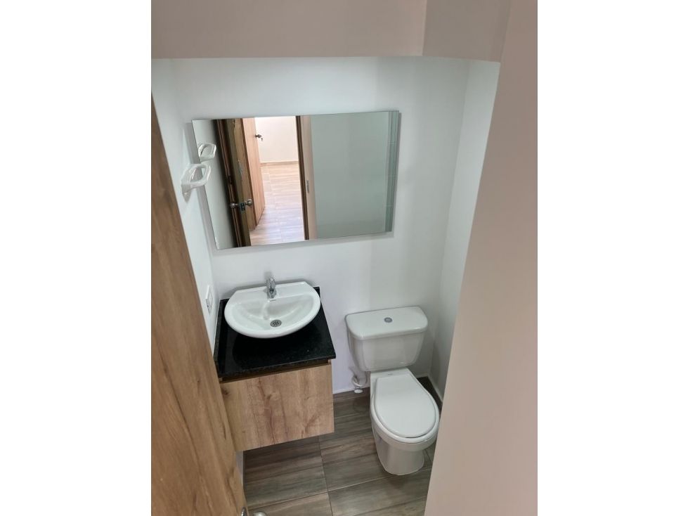 Apartamento en venta Antioquia Medellín Los Conquistadores 57 m2 Habitaciones 3 Baños 2 Garajes 0 Precio $265000000