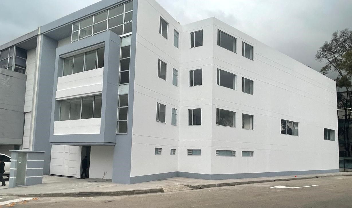 Bodega en arriendo Cundinamarca Bogotá Los Álamos 740 m2 Habitaciones 0 Baños 6 Garajes 4 Precio $31300000