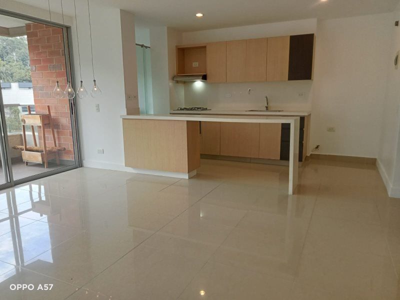 Apartamento en arriendo Antioquia Medellín Santa Rosa De Lima 114 m2 Habitaciones 3 Baños 3 Garajes 1 Precio $5200000