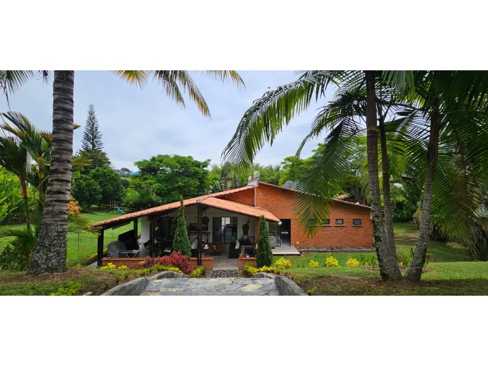 Casa Campestre en venta Risaralda Pereira Pereira 350 m2 Habitaciones 4 Baños 5 Garajes 2 Precio $1690000000