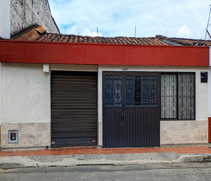 Casa en venta Valle Del Cauca Palmira Central 170 m2 Habitaciones 4 Baños 3 Garajes 1 Precio $325000000