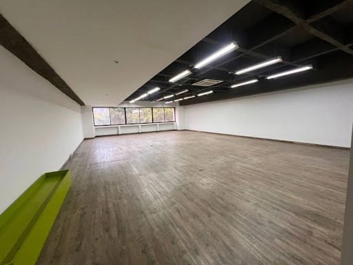 Oficina en arriendo Antioquia Itagüí La Esmeralda 659 m2 Habitaciones 0 Baños 6 Garajes 10 Precio $32950000
