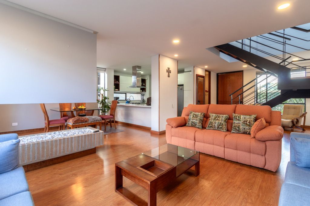 Casa en venta Cundinamarca Cajicá Cr Mallorca 160 m2 Habitaciones 3 Baños 4 Garajes 4 Precio $1280000000