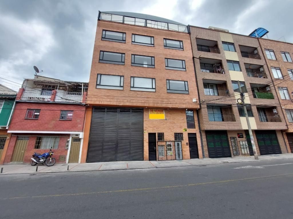 Edificio en venta Cundinamarca Bogotá San Jose De La Granja 461 m2 Habitaciones 11 Baños 9 Garajes 0 Precio $2600000000