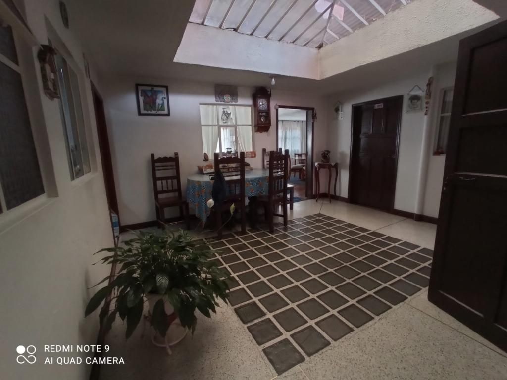 Casa en venta Cundinamarca Soacha Linconl 300 m2 Habitaciones 5 Baños 4 Garajes 1 Precio $850000000
