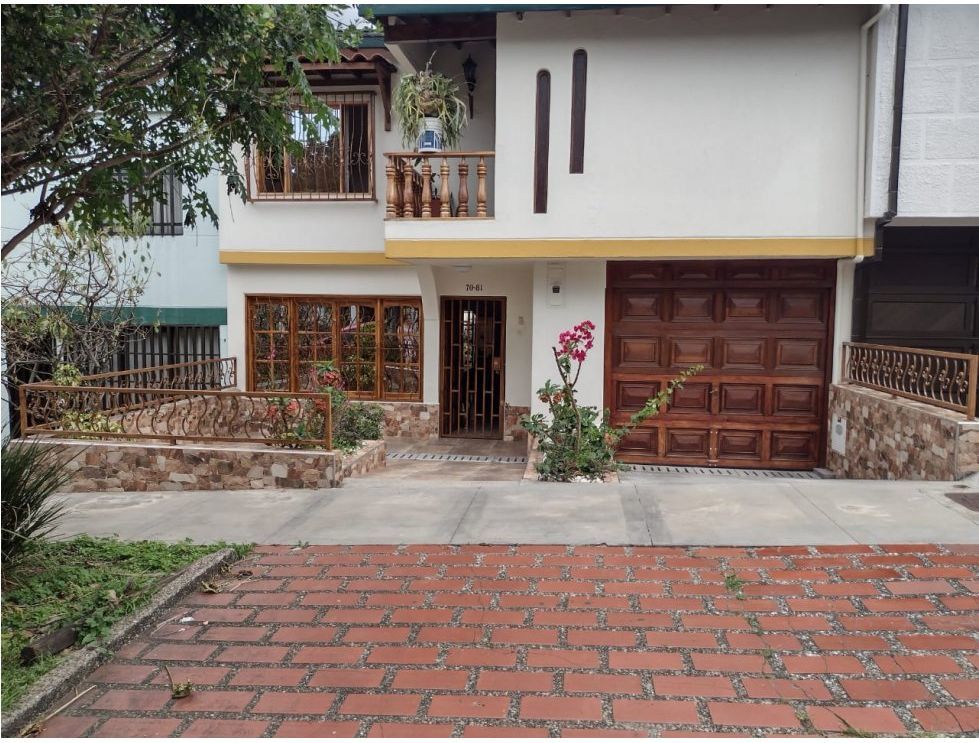 Casa en venta Antioquia Medellín Bosques De San Pablo 230 m2 Habitaciones 4 Baños 3 Garajes 1 Precio $1200000000