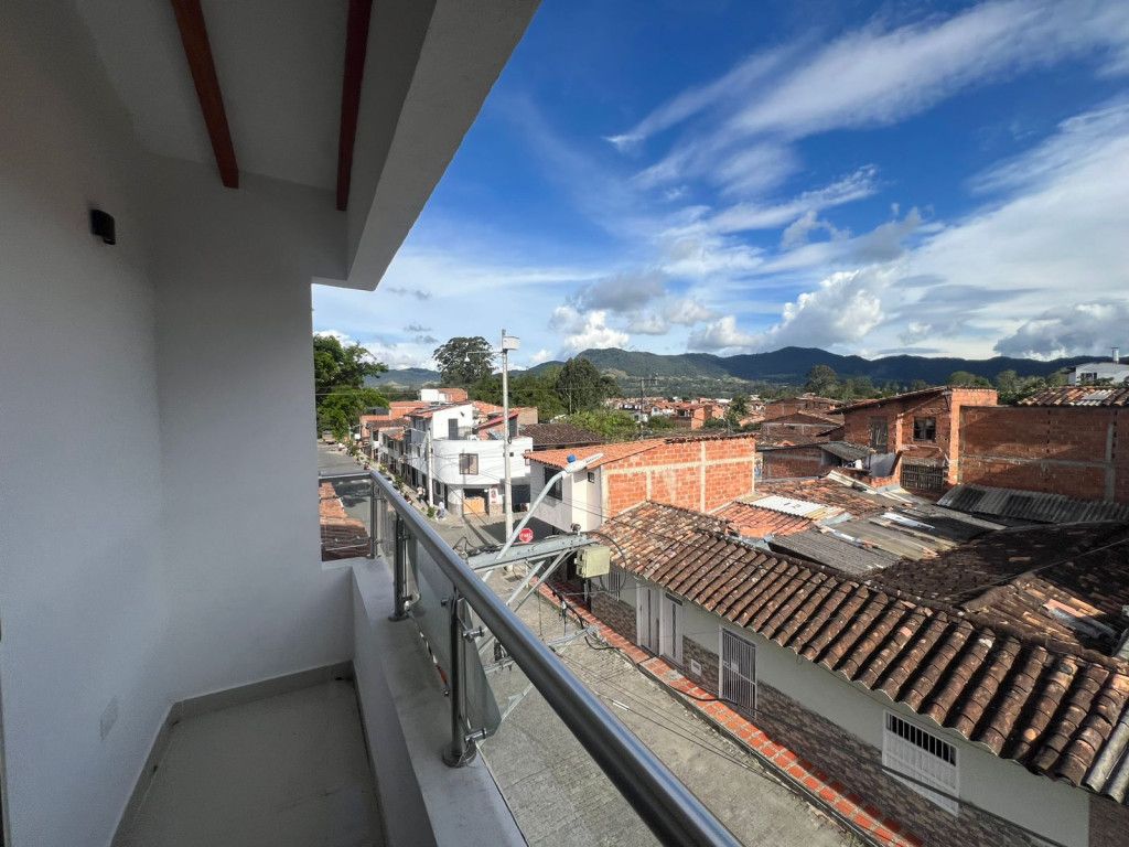 Apartamento en venta Antioquia La Ceja San Cayetano 68 m2 Habitaciones 3 Baños 2 Garajes 0 Precio $340000000