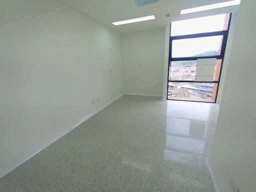Consultorio en arriendo Antioquia Medellín La Candelaria 30 m2 Habitaciones 0 Baños 1 Garajes 1 Precio $4500000