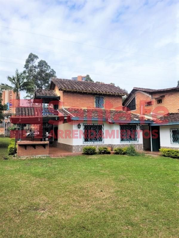Casa en arriendo Antioquia Rionegro Ub Pietra Santa Et Iv 1200 m2 Habitaciones 4 Baños 3 Garajes 6 Precio $4200000