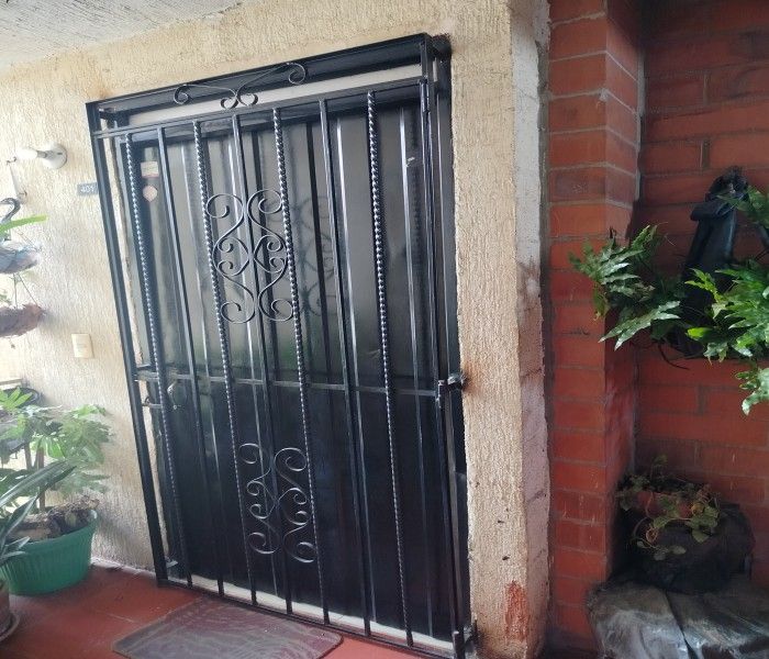 Apartamento en venta Valle Del Cauca Cali Valle Grande 47 m2 Habitaciones 3 Baños 1 Garajes 0 Precio $121000000
