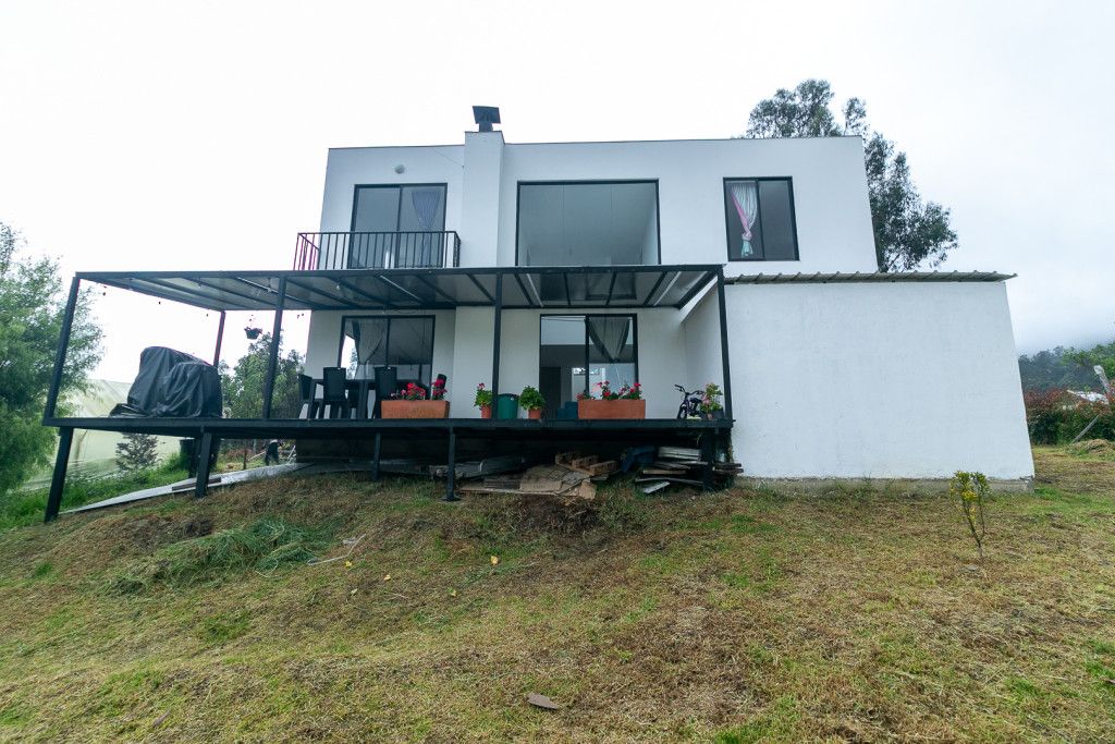 Casa en venta Cundinamarca Sesquilé Sesquile 200 m2 Habitaciones 4 Baños 3 Garajes 3 Precio $500000000