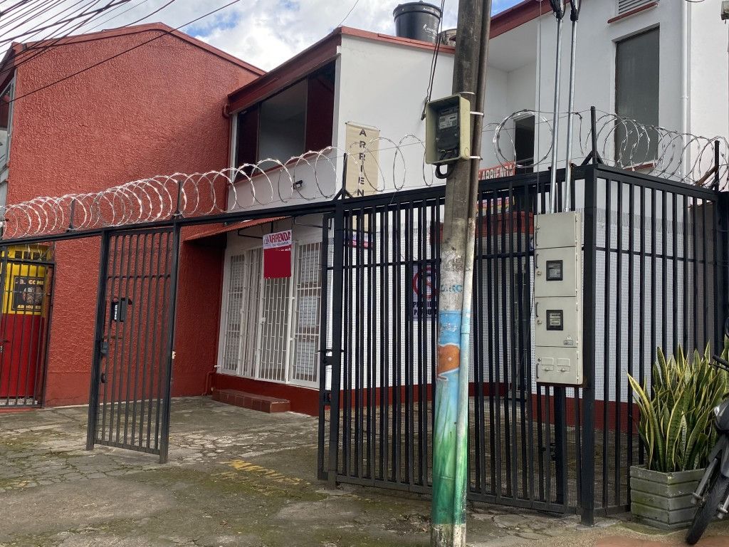 Local en arriendo Meta Villavicencio Barzal Bajo Sur 126 m2 Habitaciones 0 Baños 2 Garajes 2 Precio $3450000