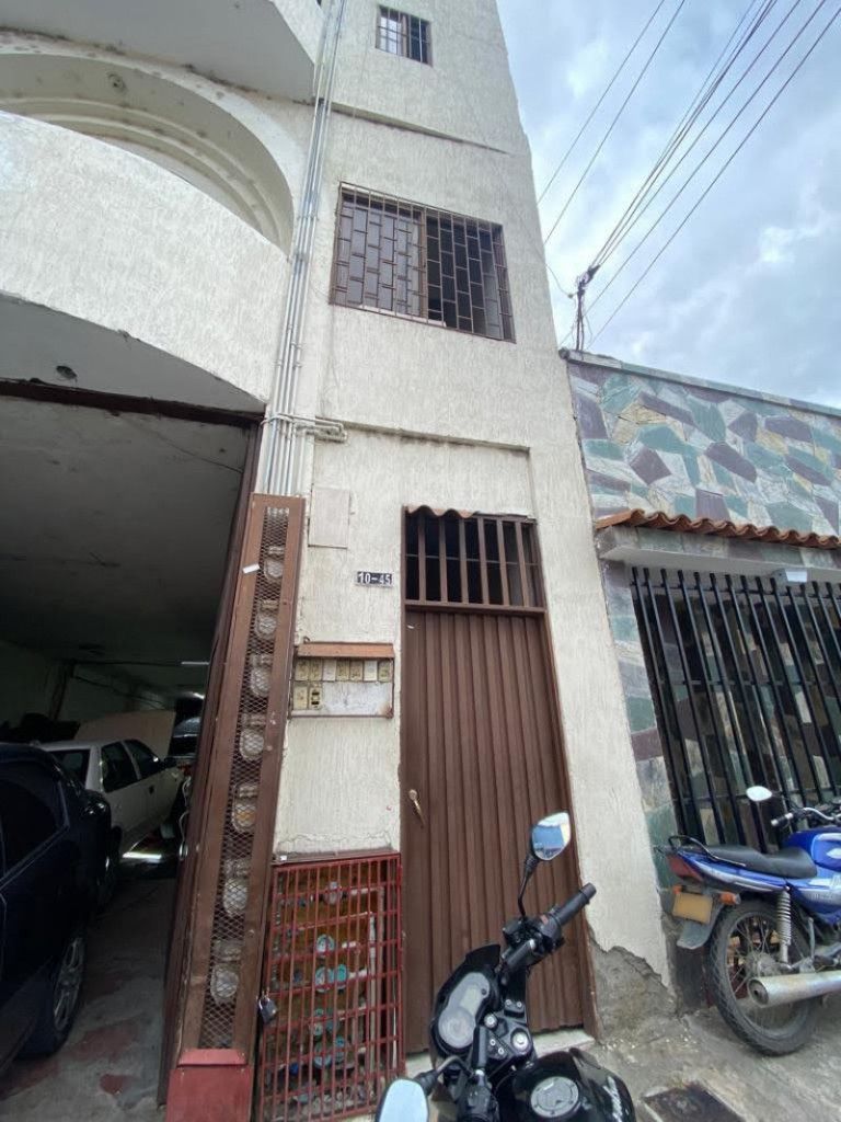 Apartamento en arriendo Valle Del Cauca Cali Bretaña 53 m2 Habitaciones 3 Baños 2 Garajes 0 Precio $750000