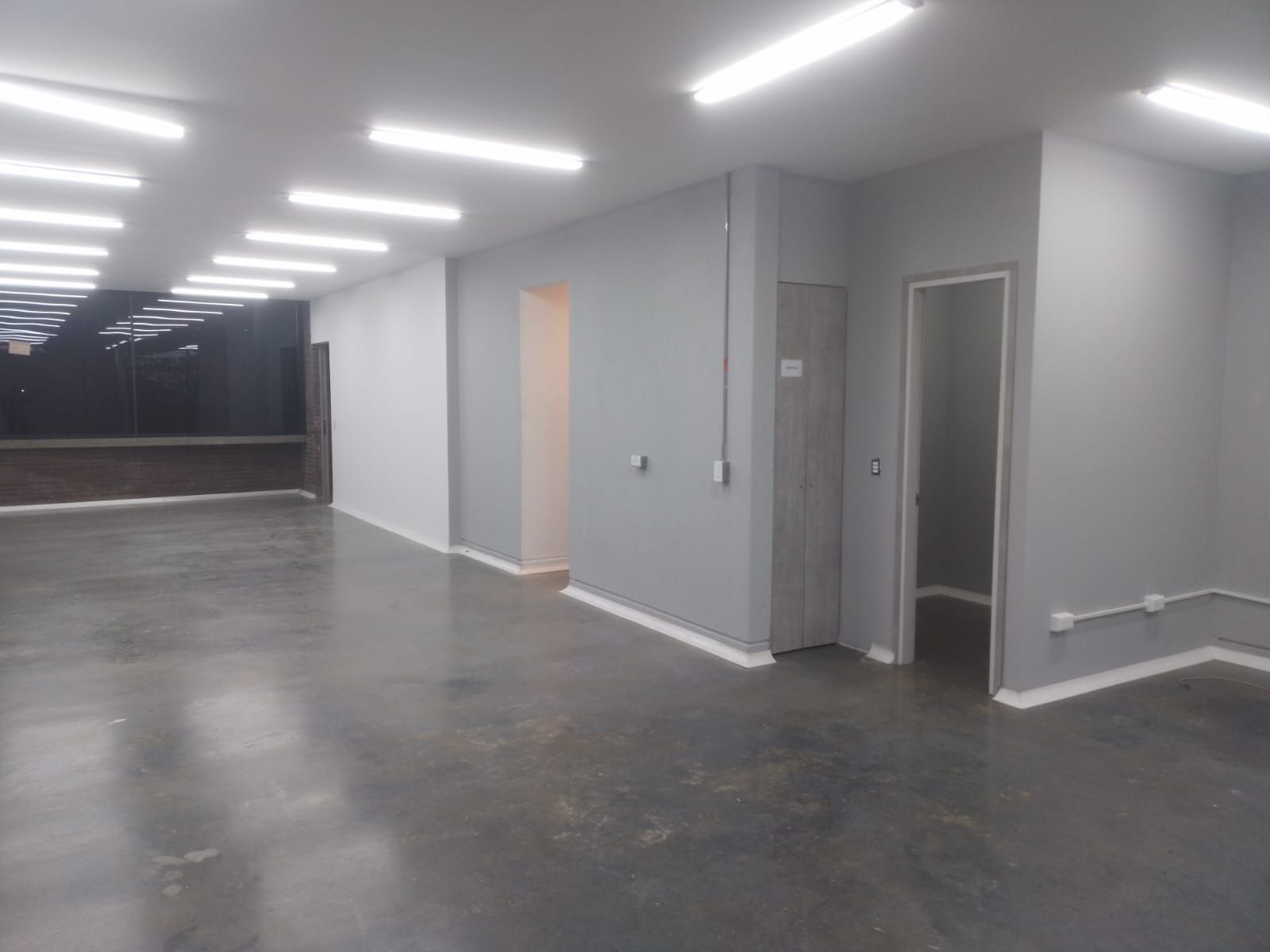 Oficina en arriendo Antioquia Medellín Colombia 460 m2 Habitaciones 0 Baños 6 Garajes 0 Precio $18500000