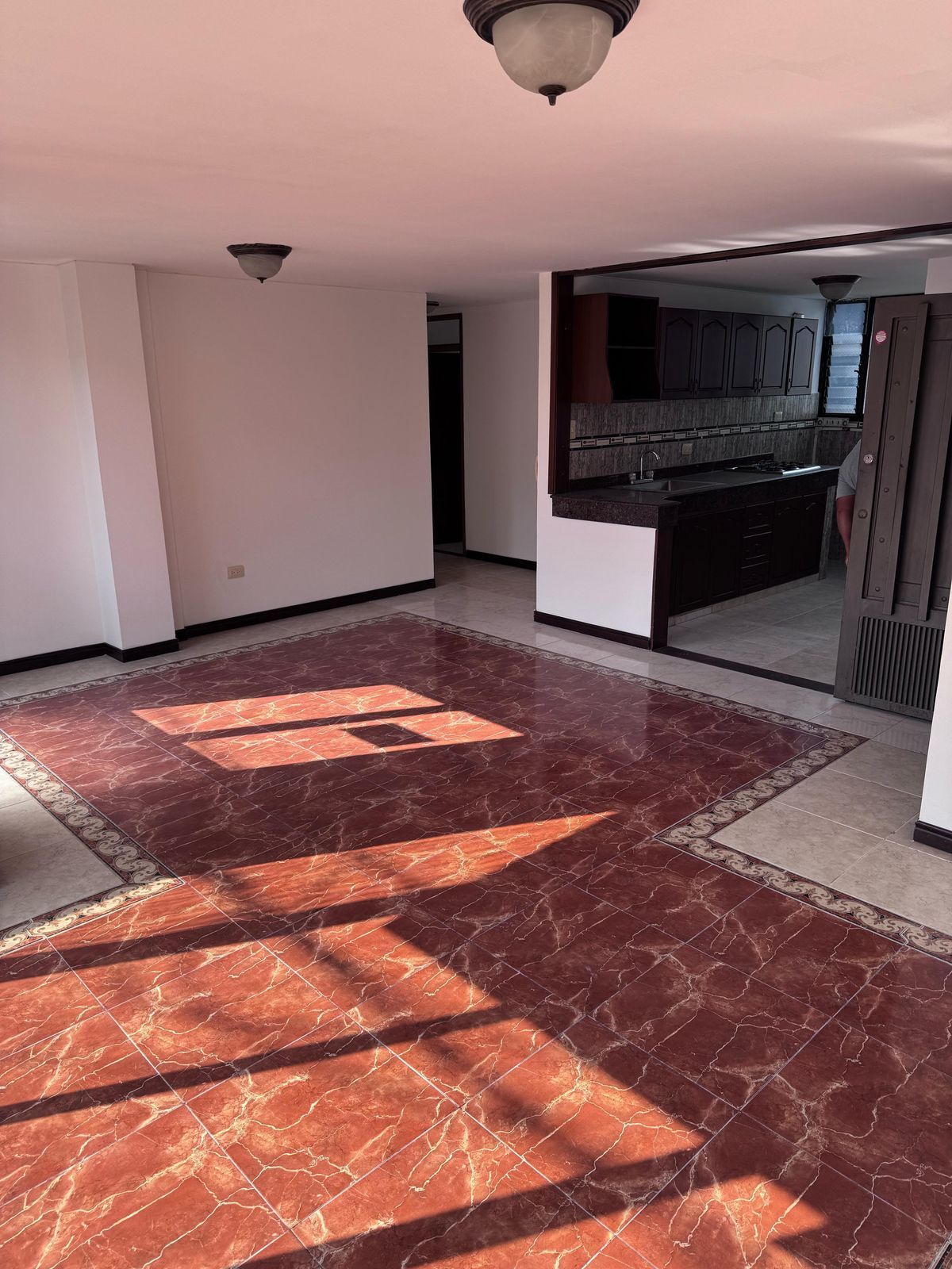 Apartamento en venta Risaralda Dosquebradas San Judas 94 m2 Habitaciones 3 Baños 2 Garajes 1 Precio $330000000