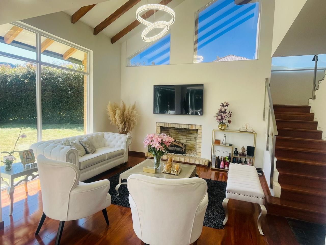 Casa en venta Cundinamarca La Calera La Plazuela 161 m2 Habitaciones 3 Baños 4 Garajes 4 Precio $1420000000