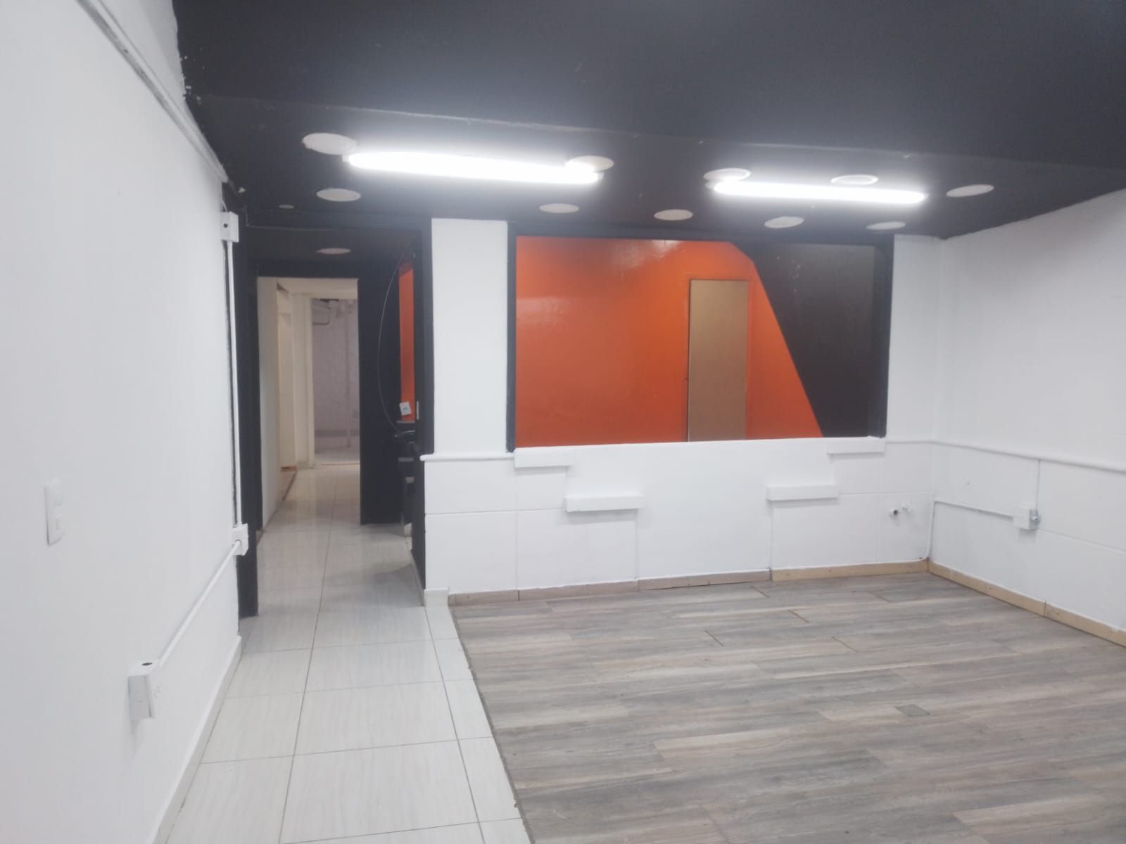 Local en arriendo Antioquia Envigado Bucarest 120 m2 Habitaciones 0 Baños 3 Garajes 0 Precio $3300000