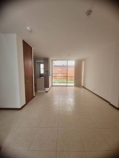 Casa en arriendo Valle Del Cauca Cali Jorge Isaacs 100 m2 Habitaciones 3 Baños 3 Garajes 2 Precio $1800000