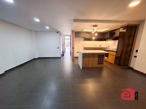 Casa en venta Antioquia Rionegro El Porvenir 240 m2 Habitaciones 4 Baños 6 Garajes 1 Precio $1275000000