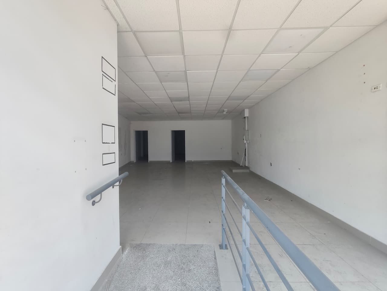 Local en arriendo Risaralda Dosquebradas Ub San Nicolas 200 m2 Habitaciones 0 Baños 2 Garajes 0 Precio $7200000