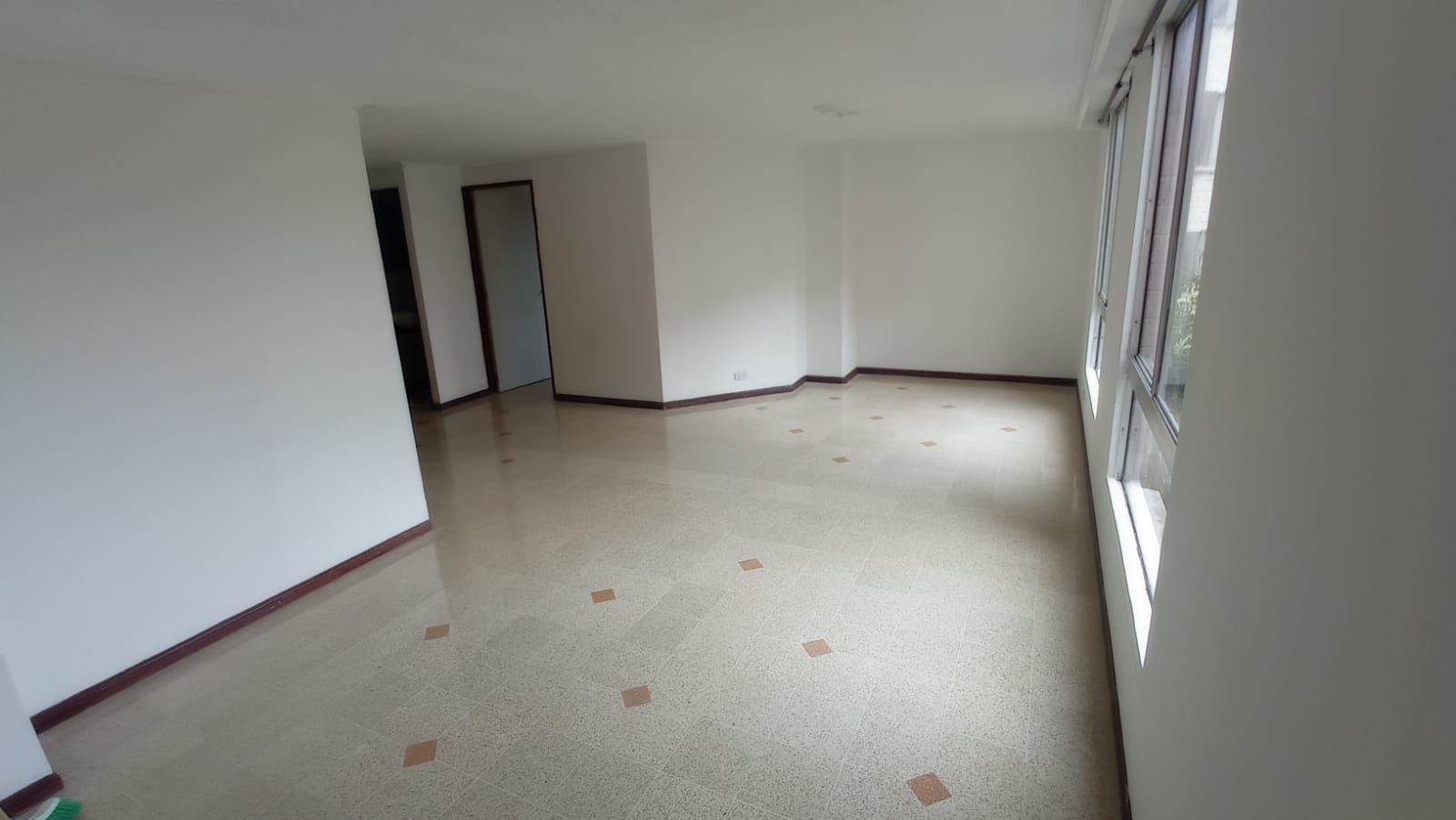 Apartamento en arriendo o venta Antioquia Medellín La Mota 112 m2 Habitaciones 3 Baños 2 Garajes 1 Precio venta $610000000 Precio arriendo $3366400