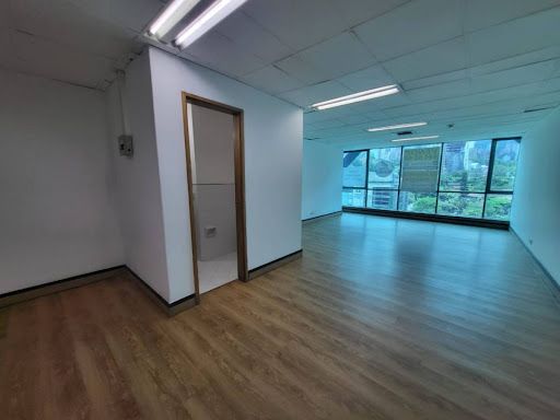 Oficina en arriendo Antioquia Medellín Alejandria 48 m2 Habitaciones 0 Baños 1 Garajes 1 Precio $4500000