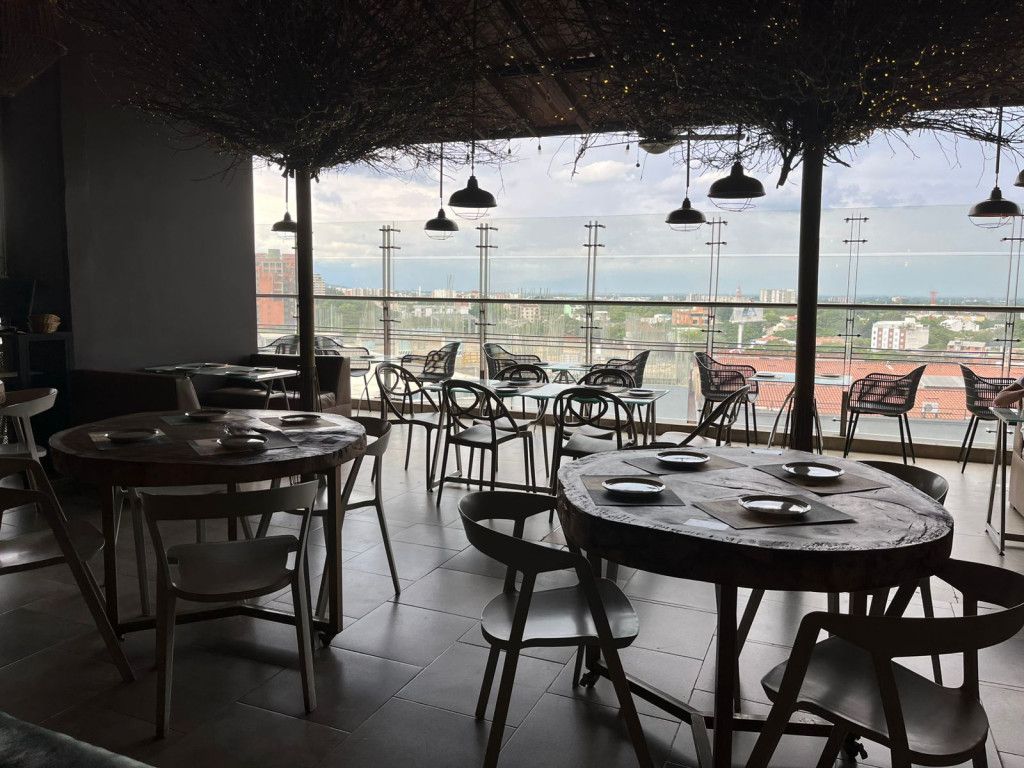 Local en venta Valle Del Cauca Cali San Vicente 175 m2 Habitaciones 0 Baños 0 Garajes 0 Precio $3974000000