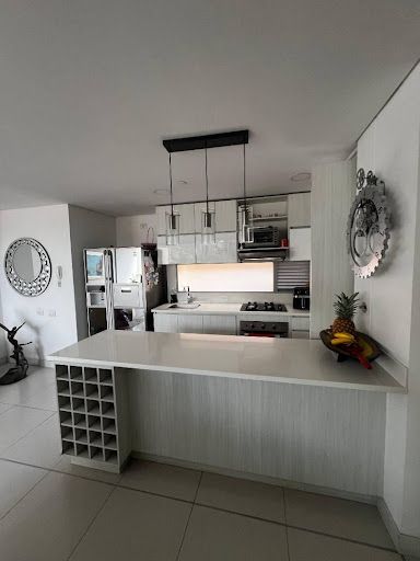 Apartamento en venta Antioquia Envigado La Inmaculada 100 m2 Habitaciones 3 Baños 3 Garajes 2 Precio $970000000