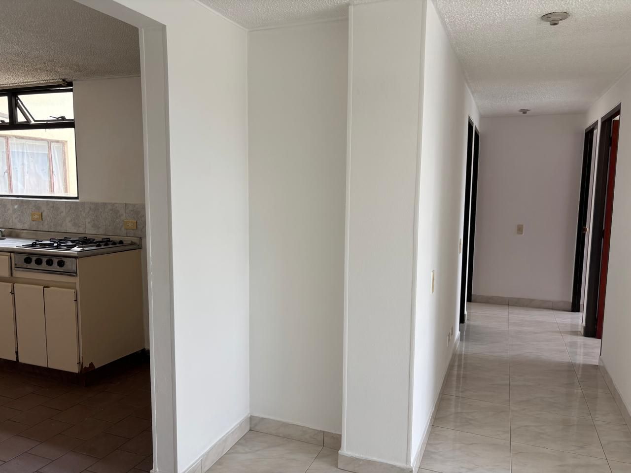 Apartamento en venta Cundinamarca Bogotá Cjr Balcones De Ambalo 75 m2 Habitaciones 3 Baños 2 Garajes 1 Precio $280000000