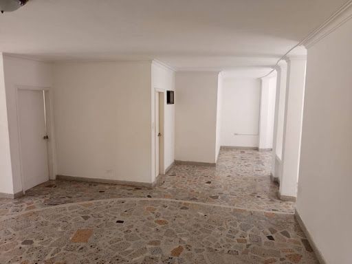 Casa en arriendo Antioquia Medellín Rosales 200 m2 Habitaciones 3 Baños 3 Garajes 0 Precio $4500000