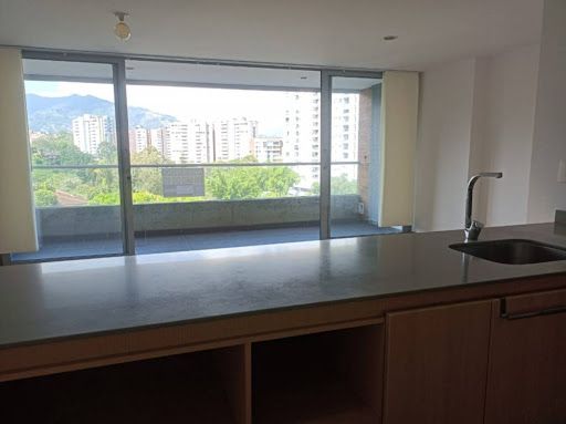 Apartamento en arriendo Antioquia Envigado Zúñiga 95 m2 Habitaciones 2 Baños 3 Garajes 2 Precio $5100000