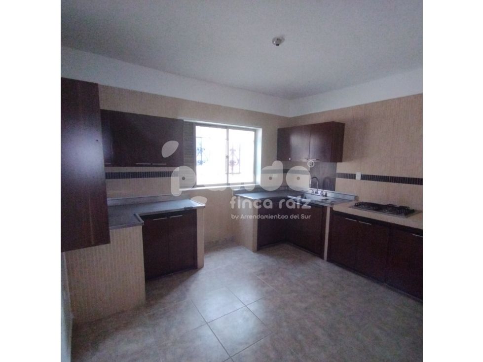 Casa en arriendo Antioquia Envigado El Dorado 80 m2 Habitaciones 3 Baños 2 Garajes 0 Precio $2900000