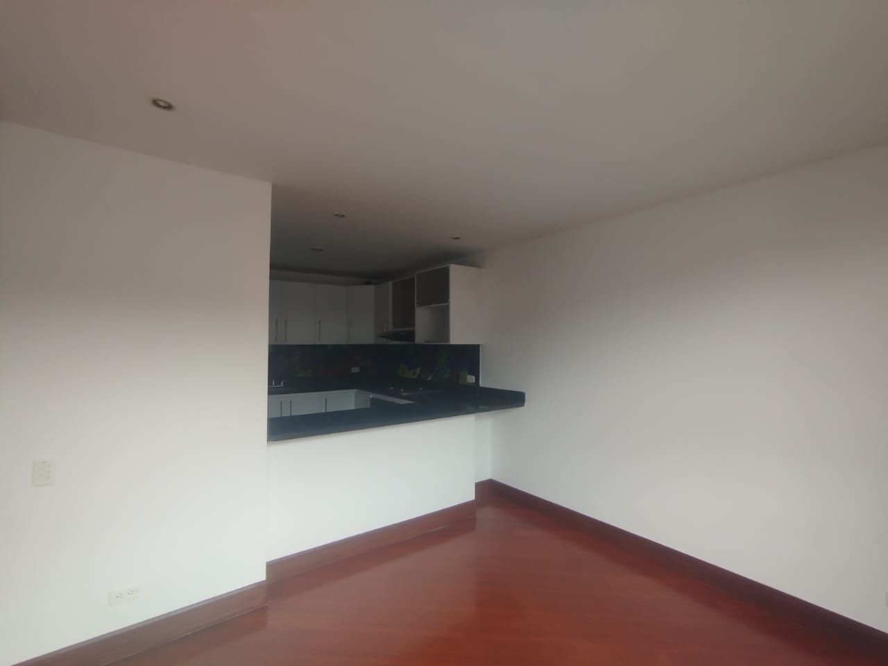Apartamento en arriendo Cundinamarca Bogotá Chico 70 m2 Habitaciones 2 Baños 2 Garajes 1 Precio $4564000