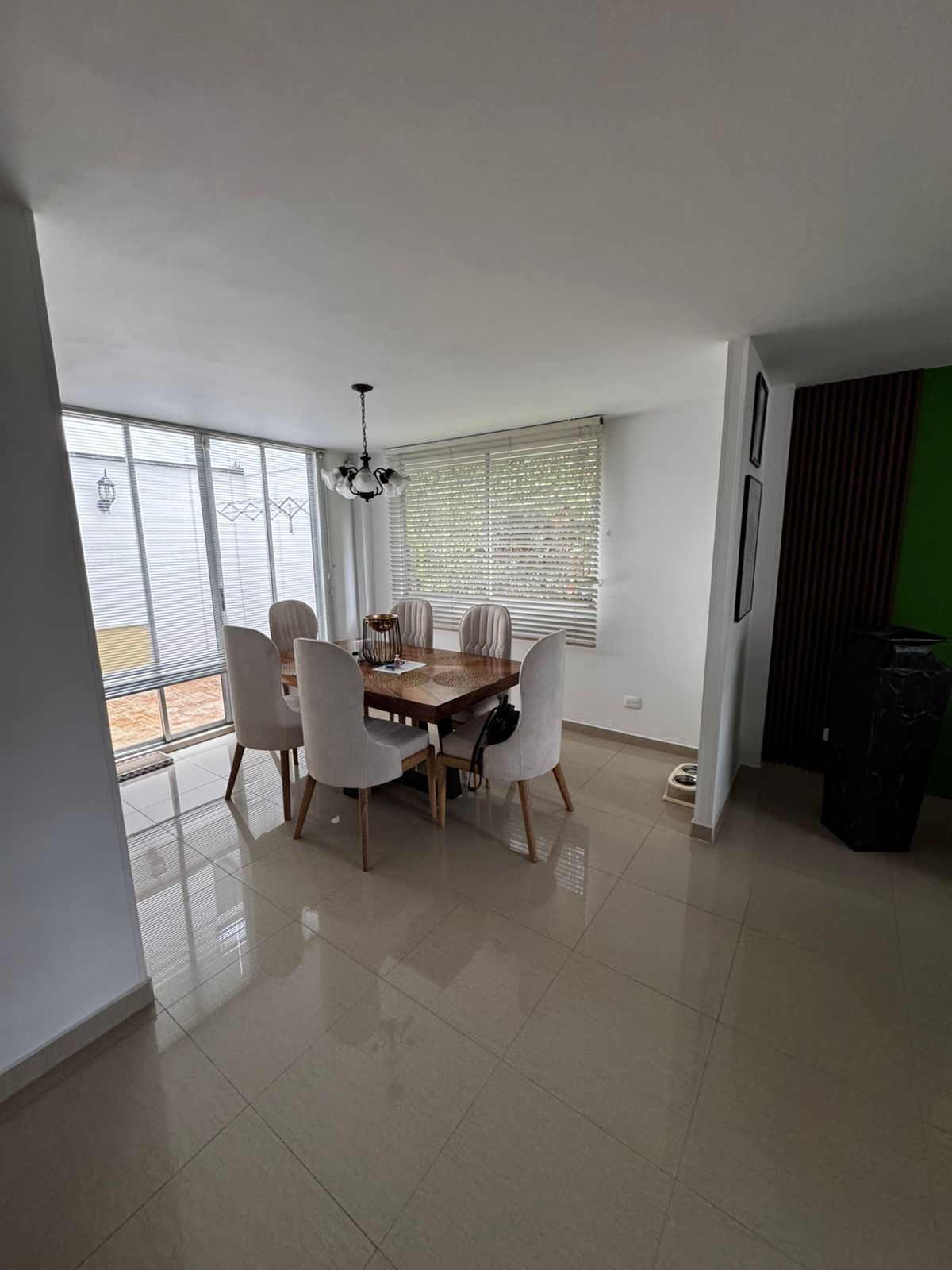 Casa en venta Risaralda Pereira Ur Jose Maria Cordoba 200 m2 Habitaciones 3 Baños 3 Garajes 2 Precio $660000000